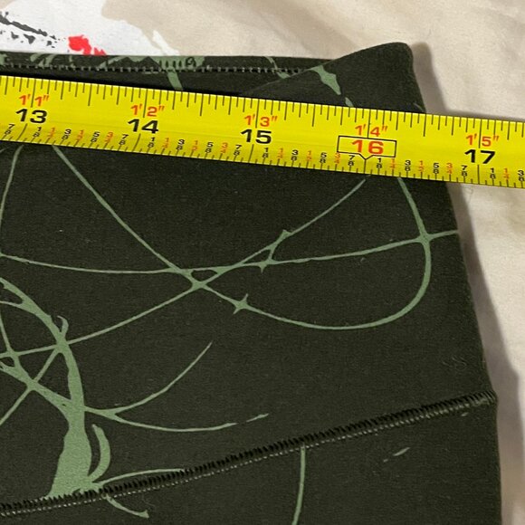 Futura Laboratories and Uniqlo leggings, size XL, dark green - Picture 5 of 8